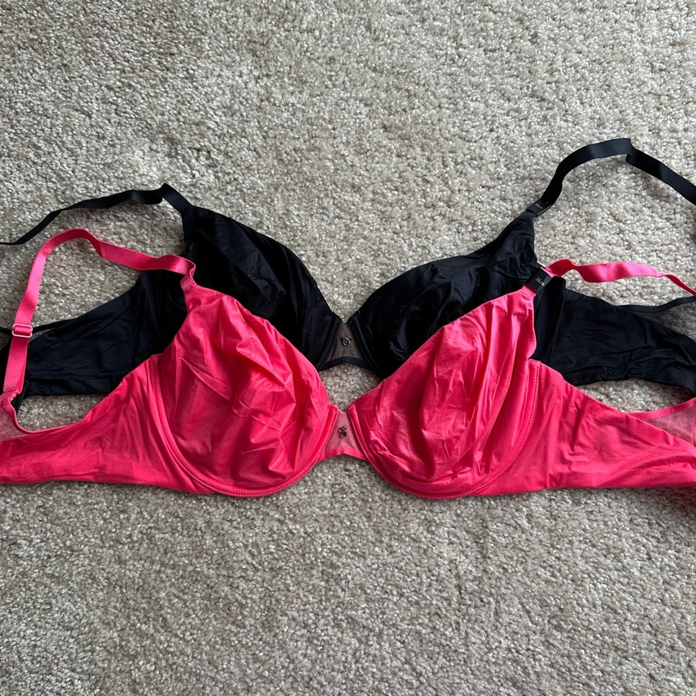 NWT Victoria’s Secret 38DD Fabulous Unlined Semi Demi Lot of 2